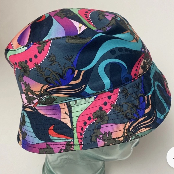 Nike Multicolor Reversible Bucket Hat - Picture 3 of 4
